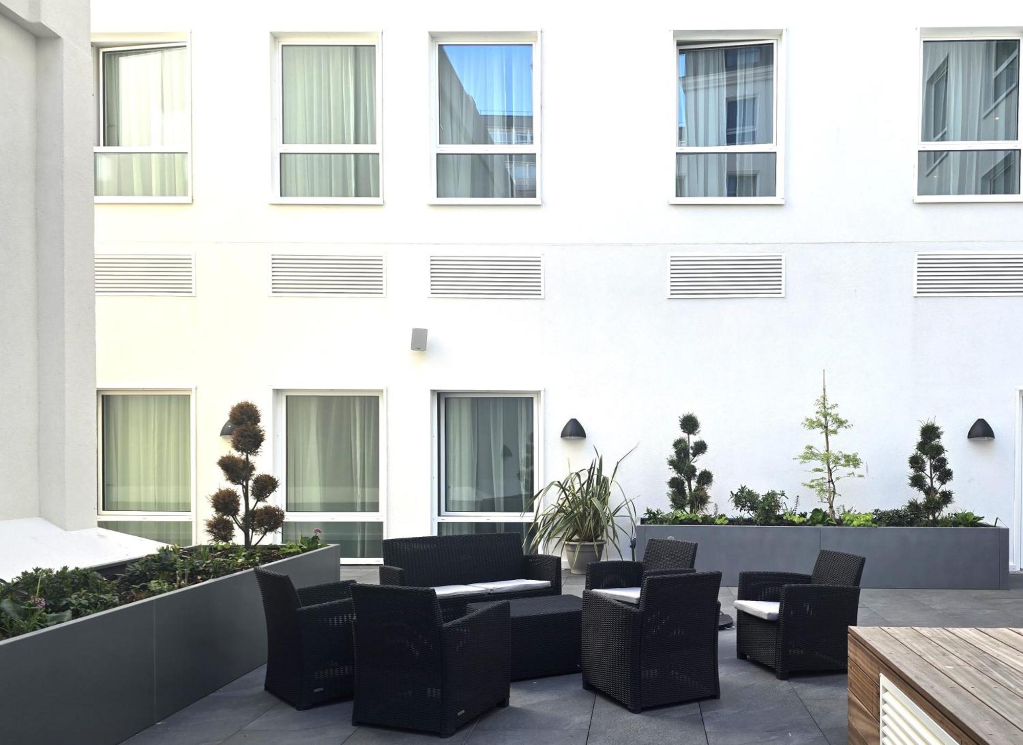 Maldron Hotel Brighton City Centre Exterior photo